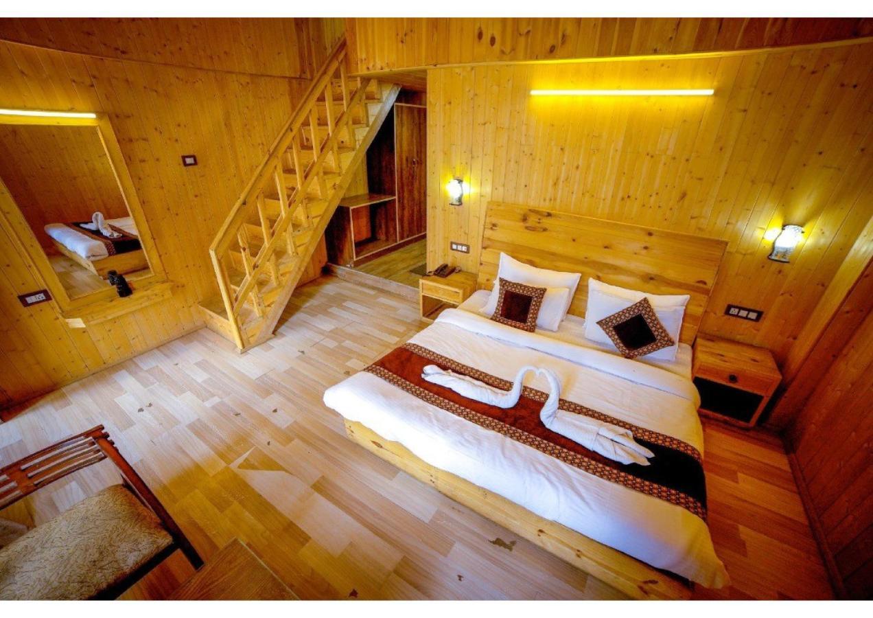 Hotel Manali Zewnętrze zdjęcie